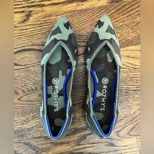 Almost brand new Green Camouflage Rothy's